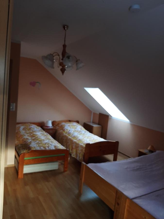 Appartement Der Kleine Bauernhof Keine Arbeiter Zadnych Pracownikow à Lubiatow  Extérieur photo